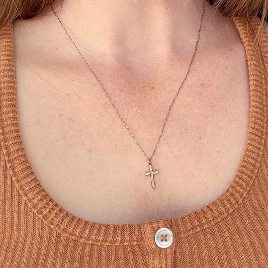Textured Gold Cross Pendant Necklace – Elegant Christian Faith Jewelry