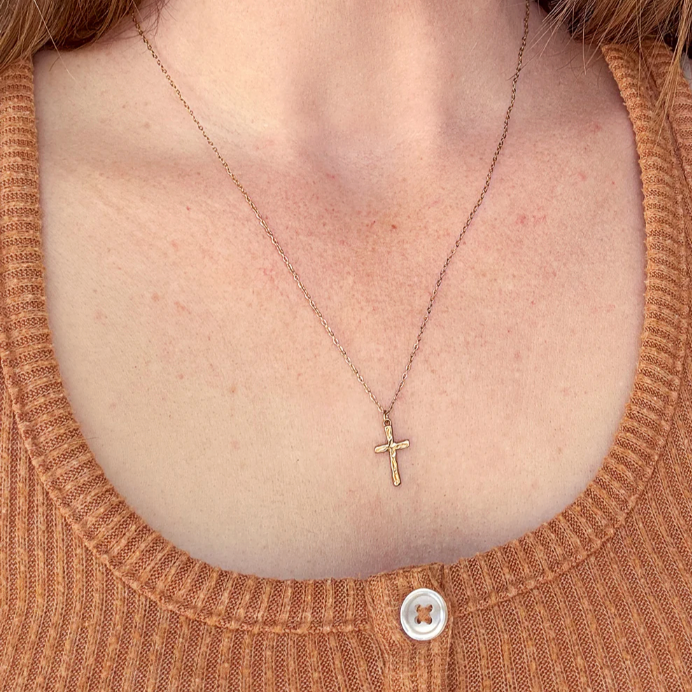 Textured Gold Cross Pendant Necklace – Elegant Christian Faith Jewelry